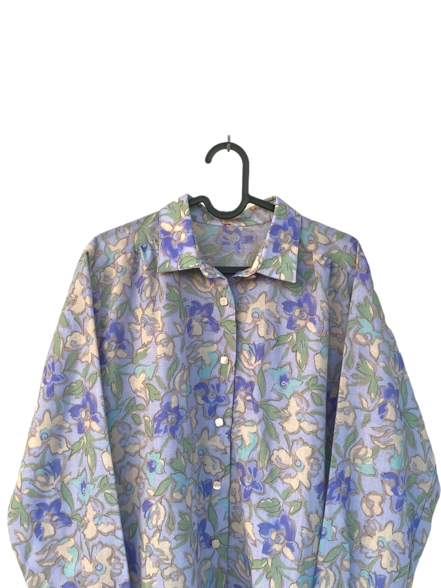 Lavender floral vintage shirt