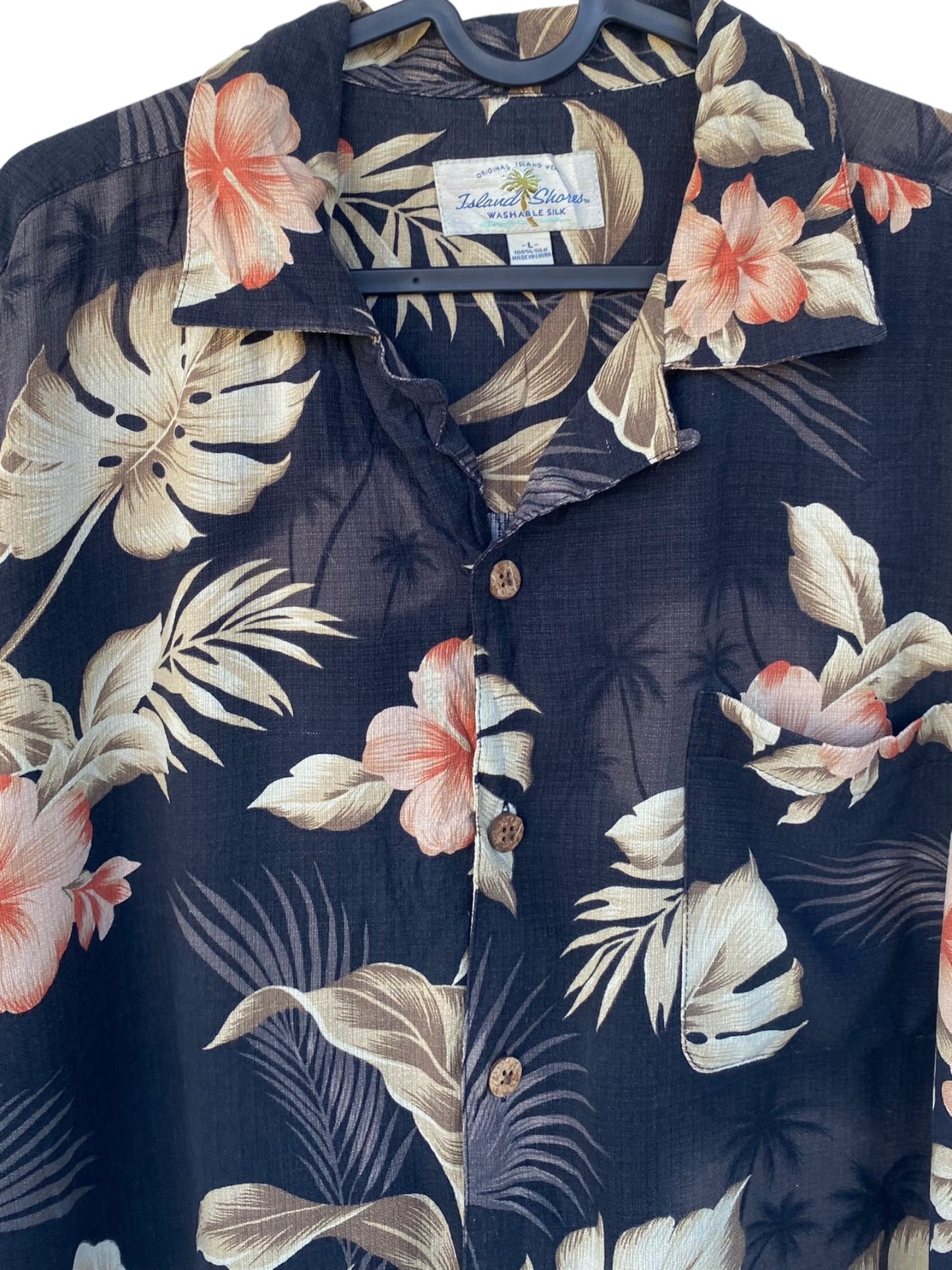 Hawaiian flowers vintage shirt