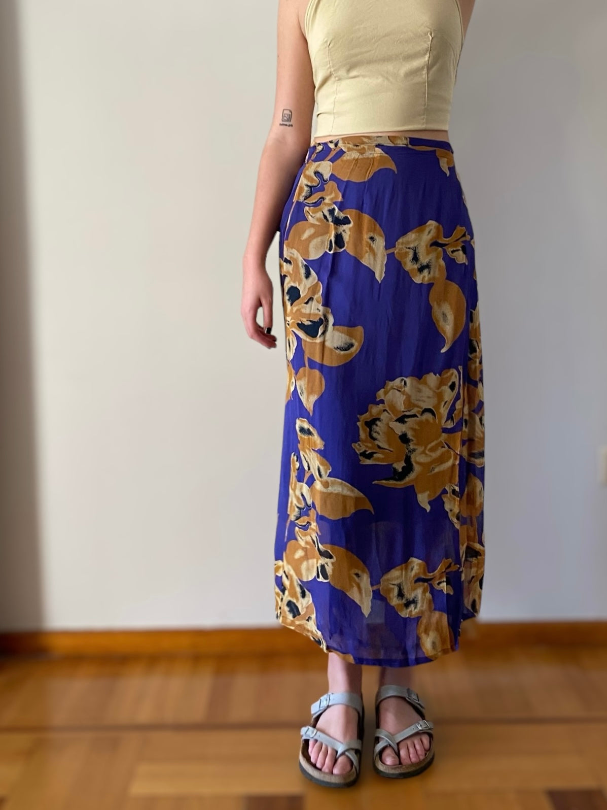 Vintage wrapped skirt with 2 lines of fabric