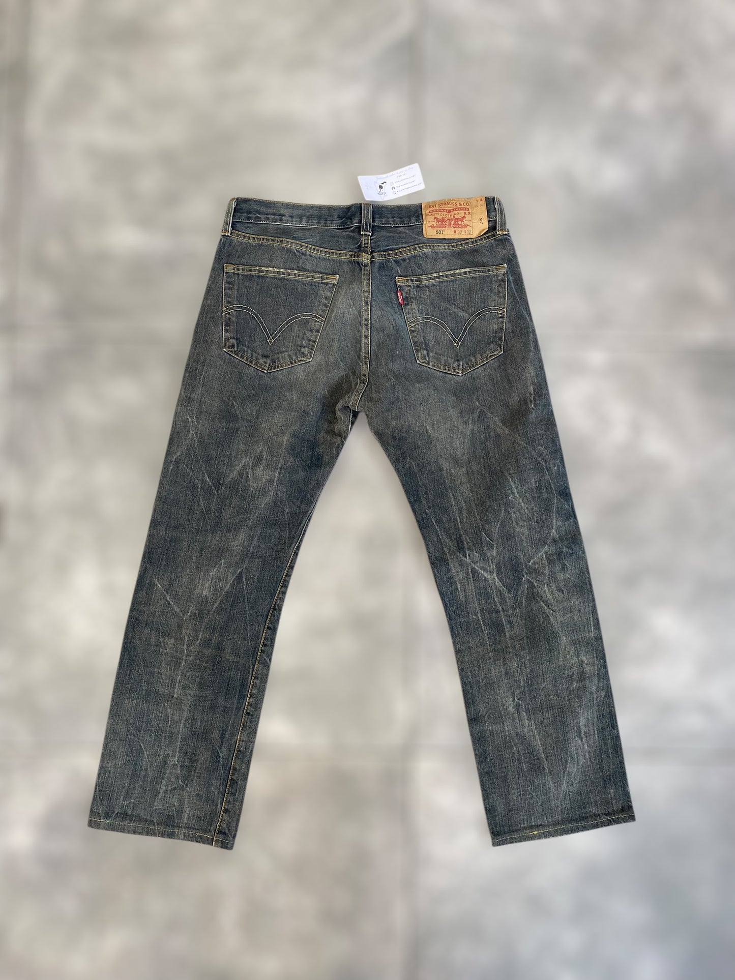 Unique Levi’s 501 (L)