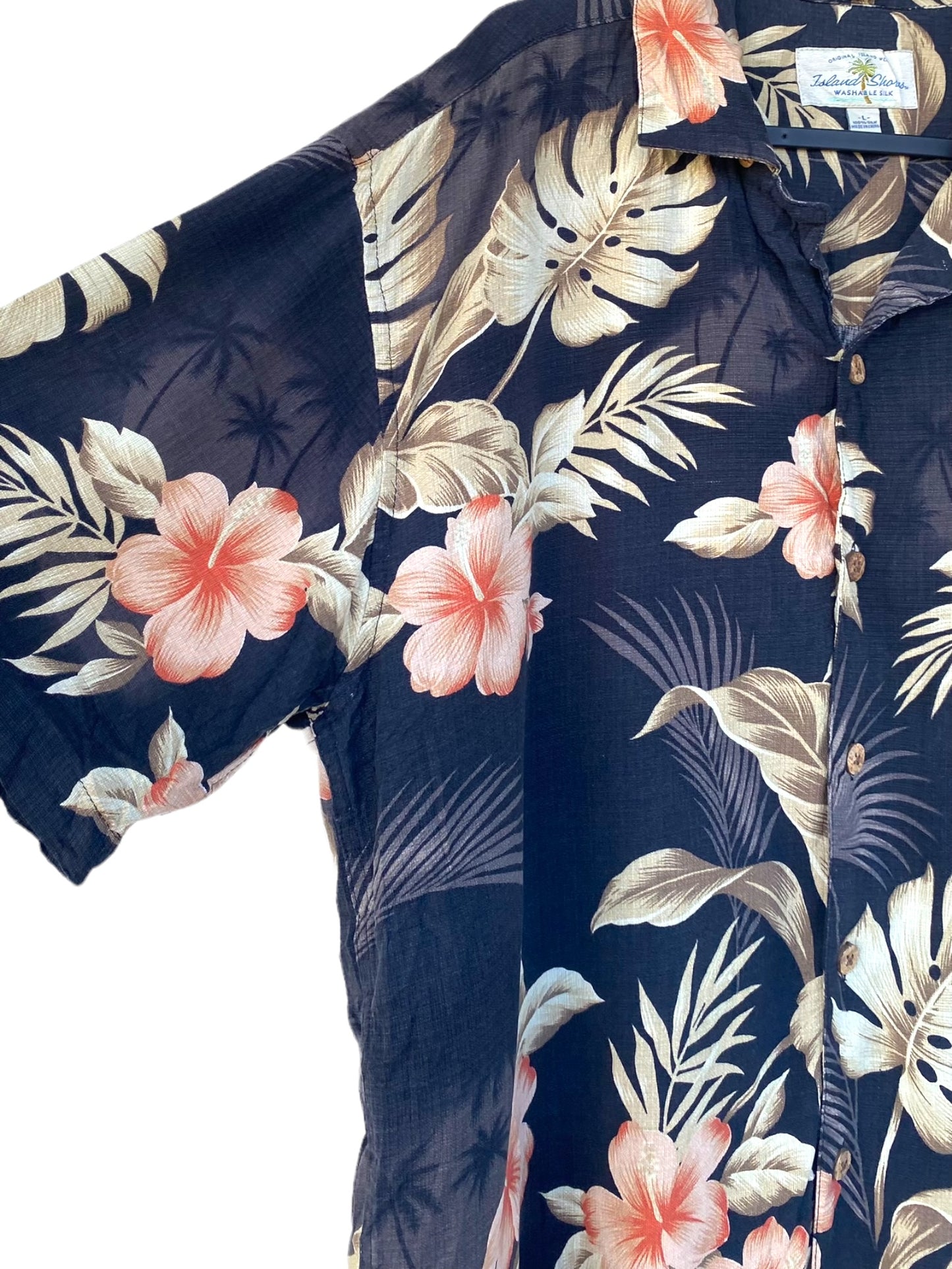 Hawaiian flowers vintage shirt