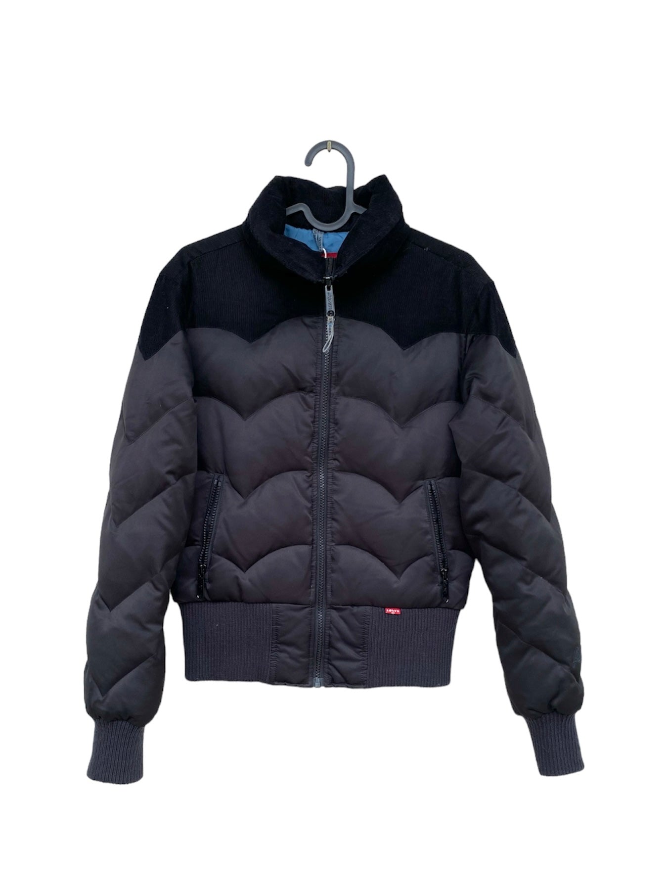 Levi’s black puffer jacket