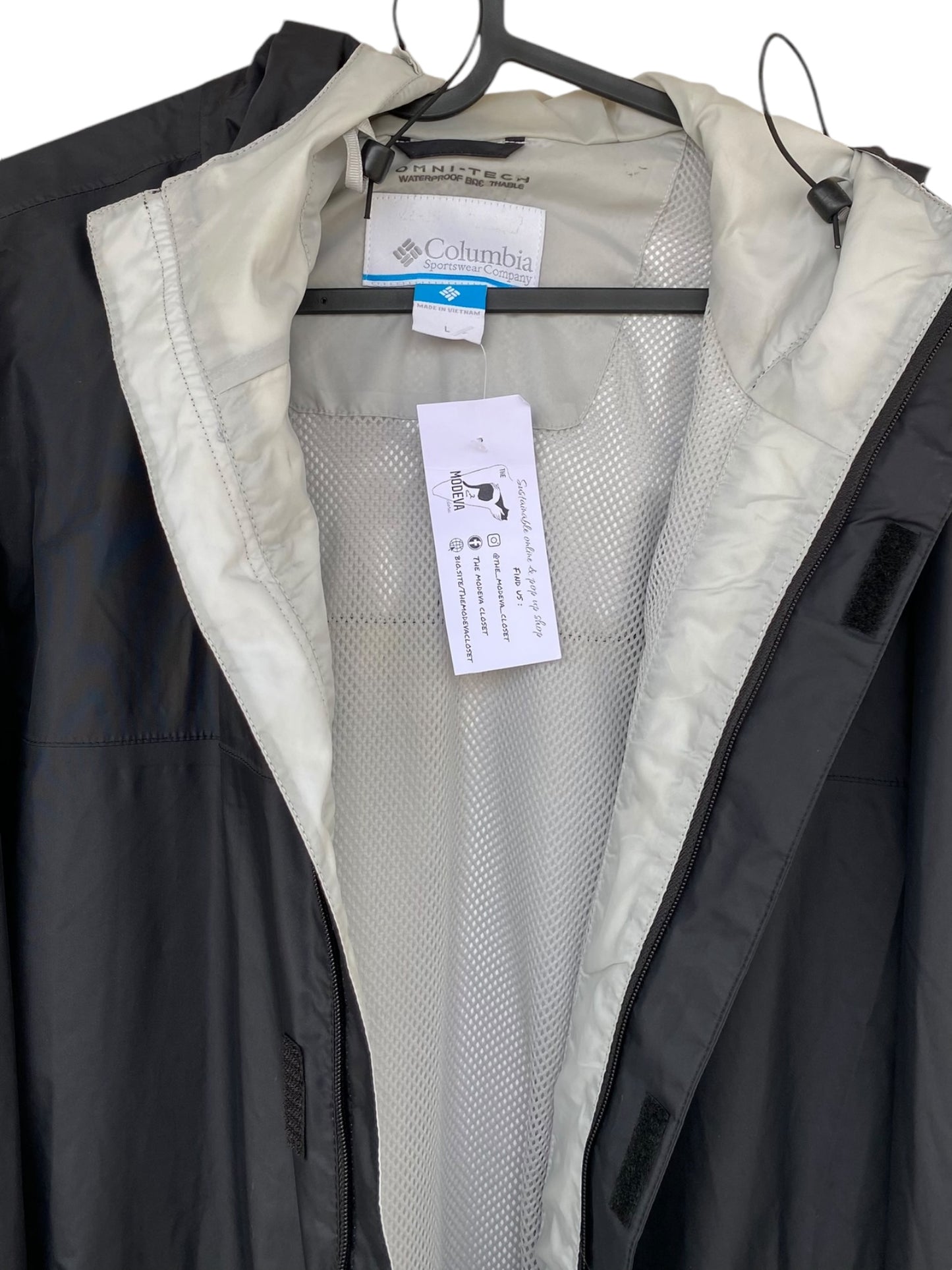 Columbia PFG omni tech windbreaker