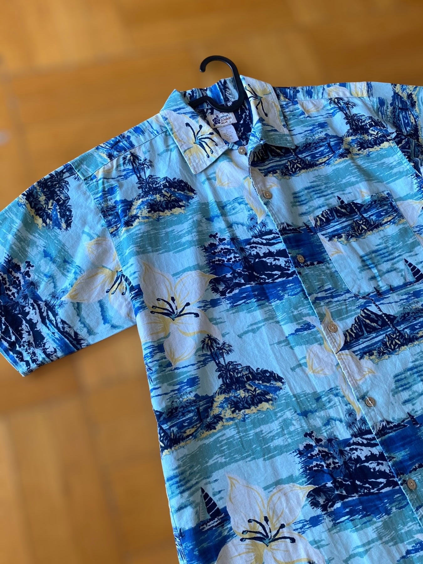 Waikiki Hawaiian cotton shirt