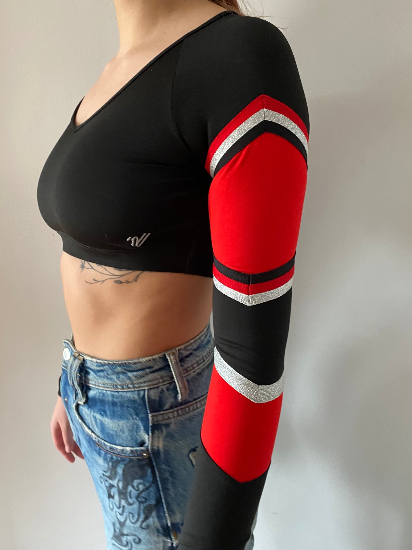 90s American cheerleader crop top