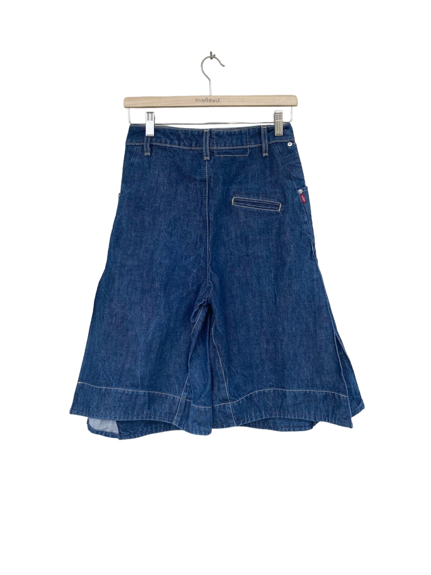 Look-like-a-skirt vintage Levi’s