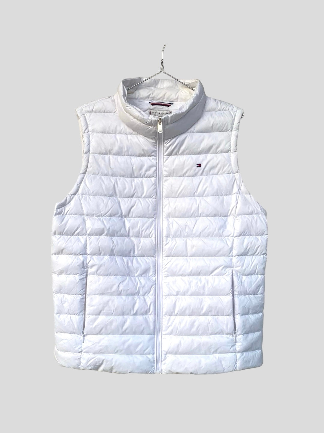 White Tommy Hilfiger sleeveless jacket