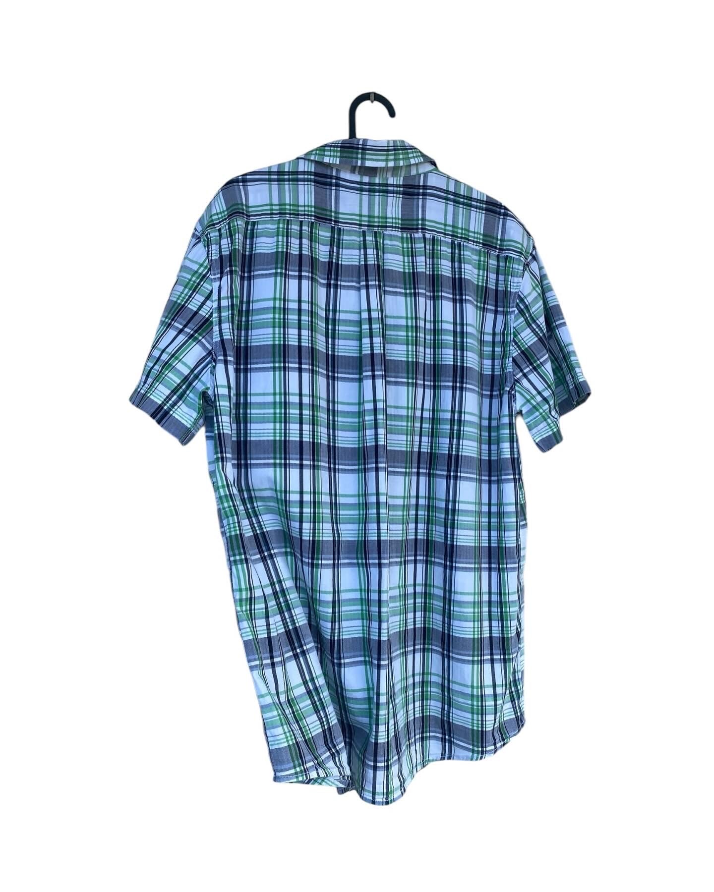 Levi’s checkered green shirt