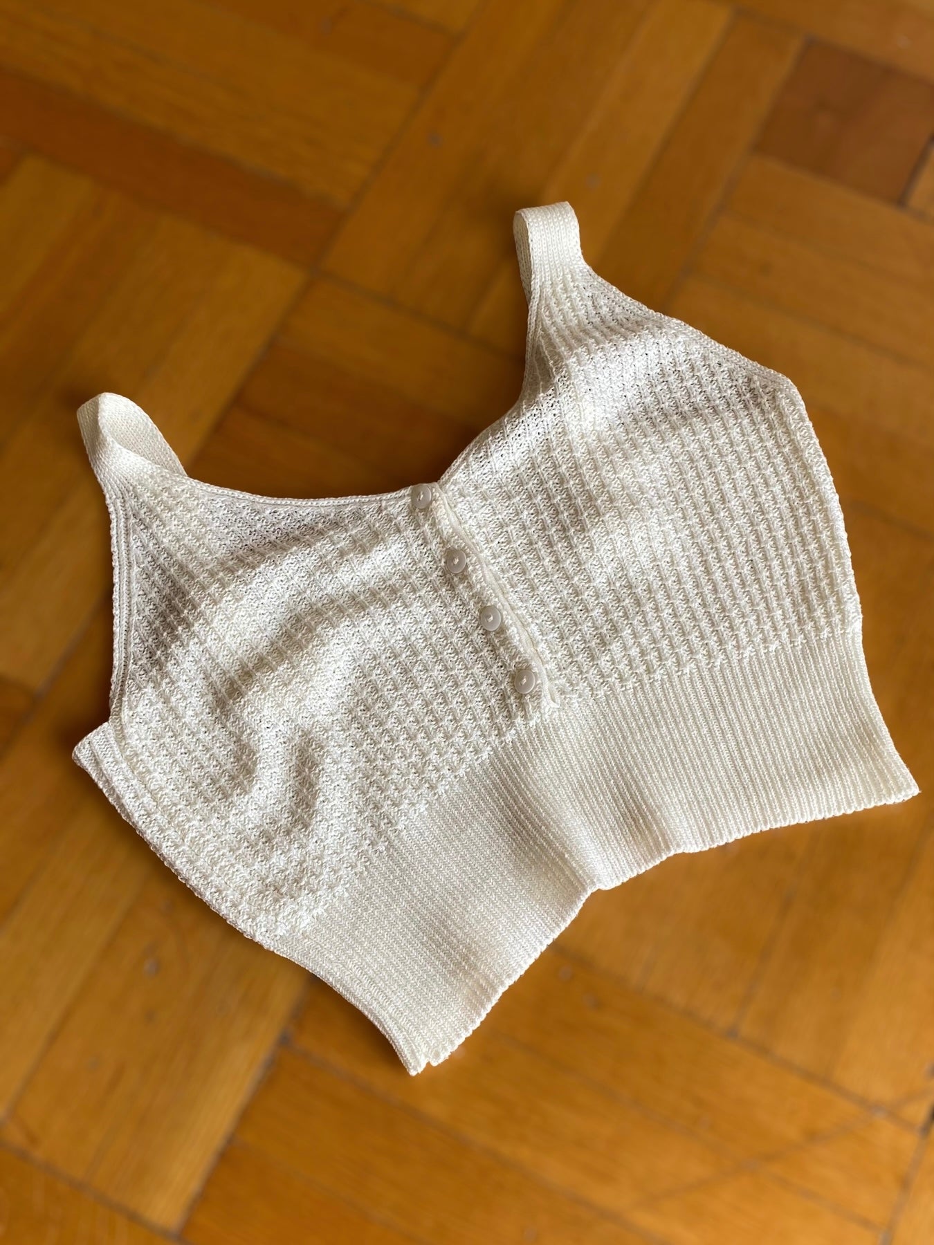 Vintage creamy cotton crop top