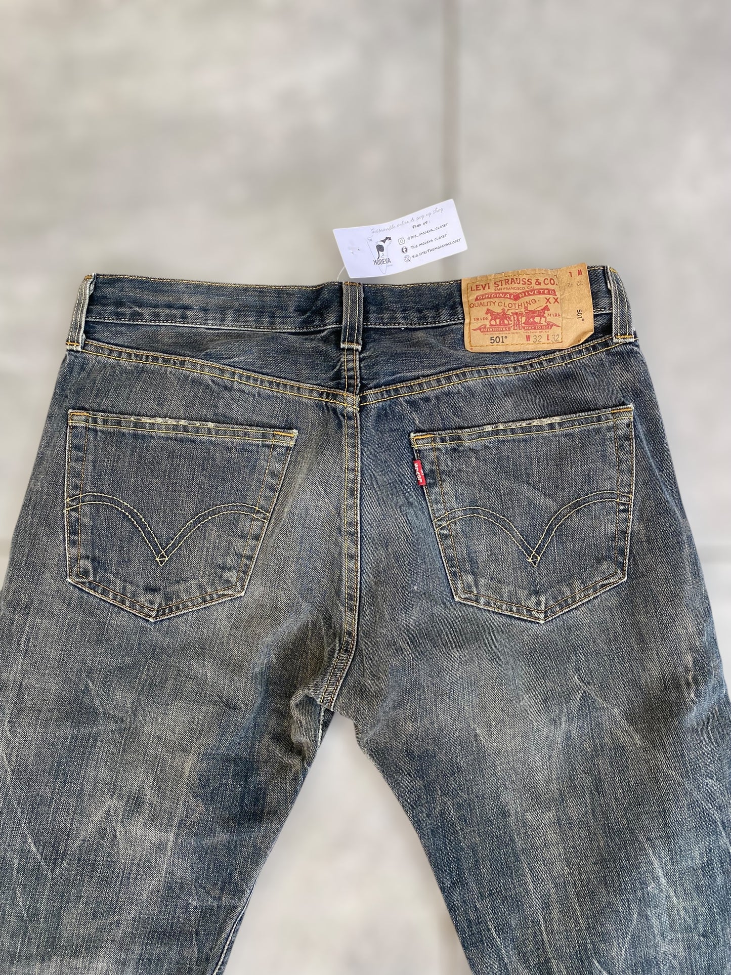 Unique Levi’s 501 (L)