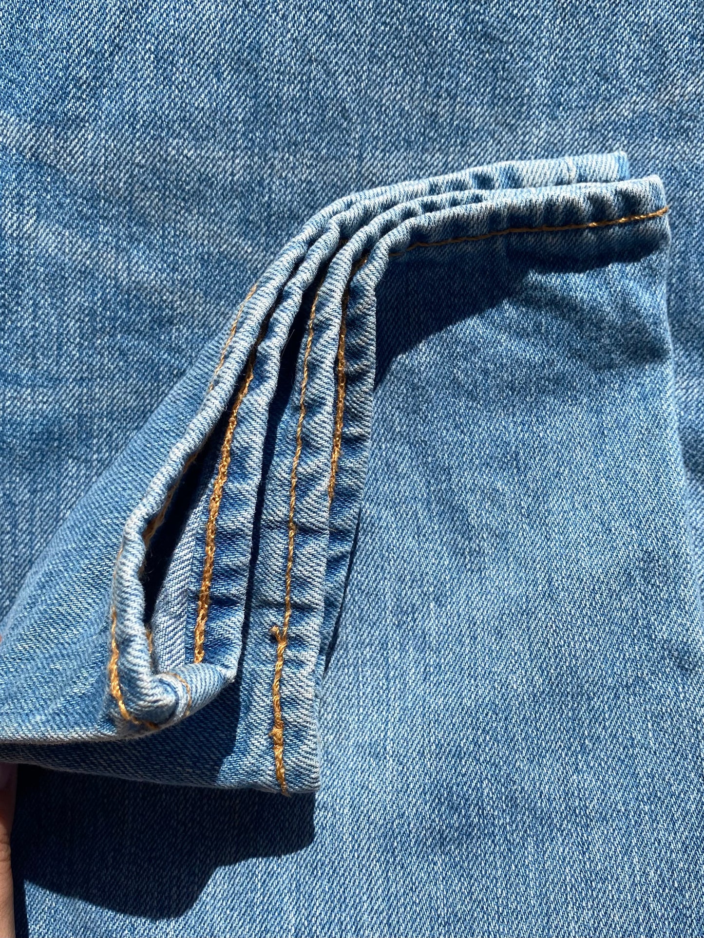 Levi’s 501 light washed vintage jean (XL)