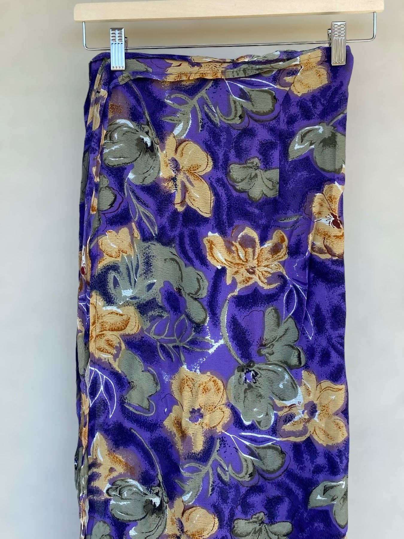 Vintage purple floral wrapped skirt