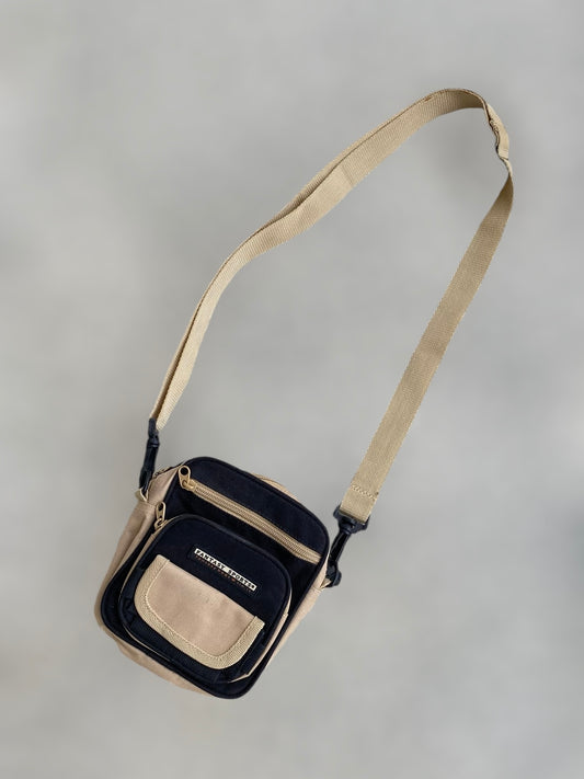 Mini cross bag in beige and black