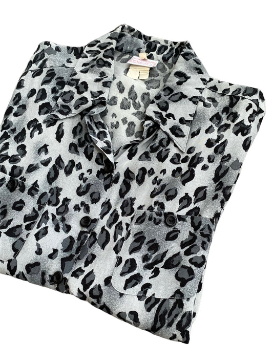 Grey leopard vintage shirt