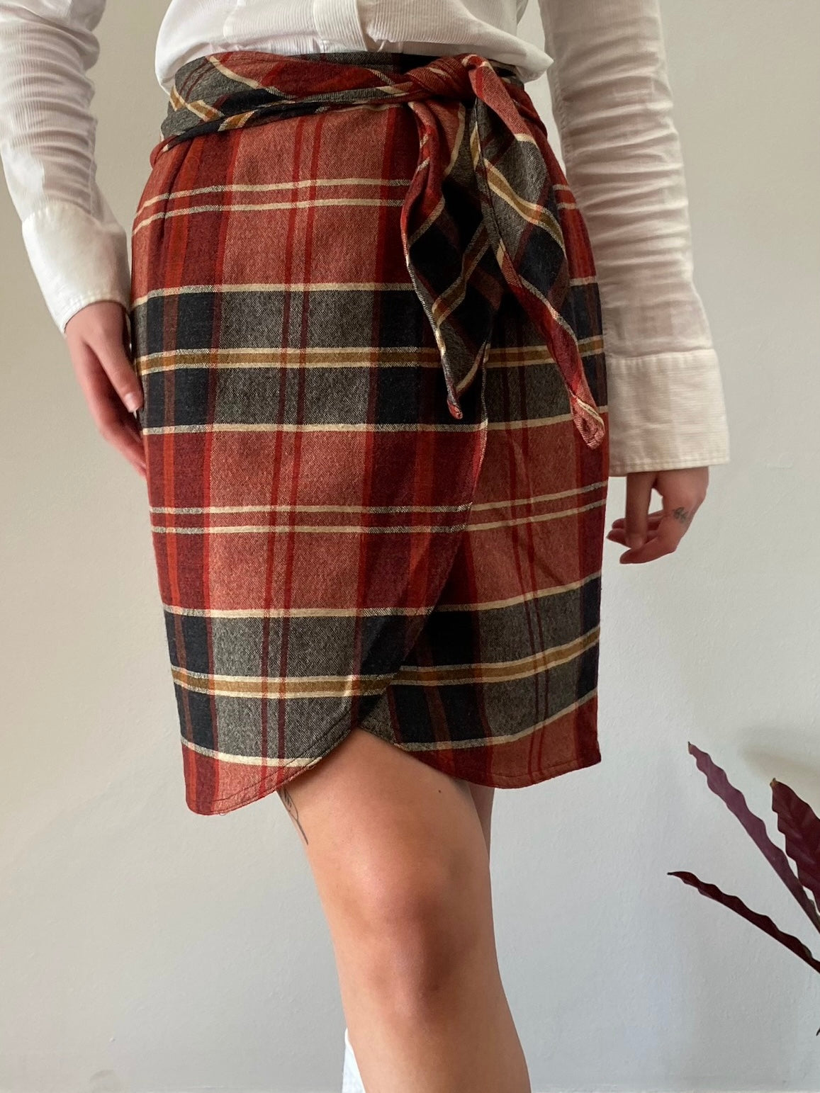 Wrap style vintage woollen skirt