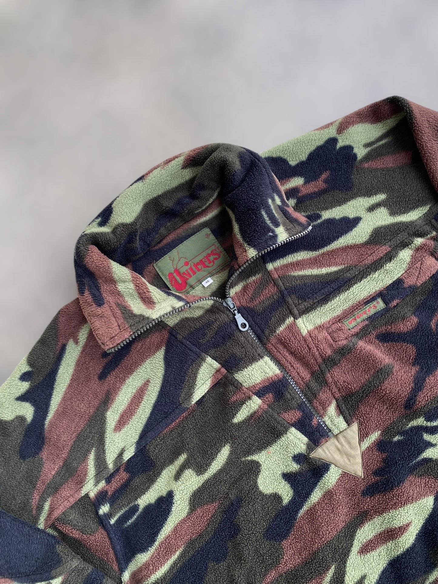 Military camo vintage fleece “Univers”