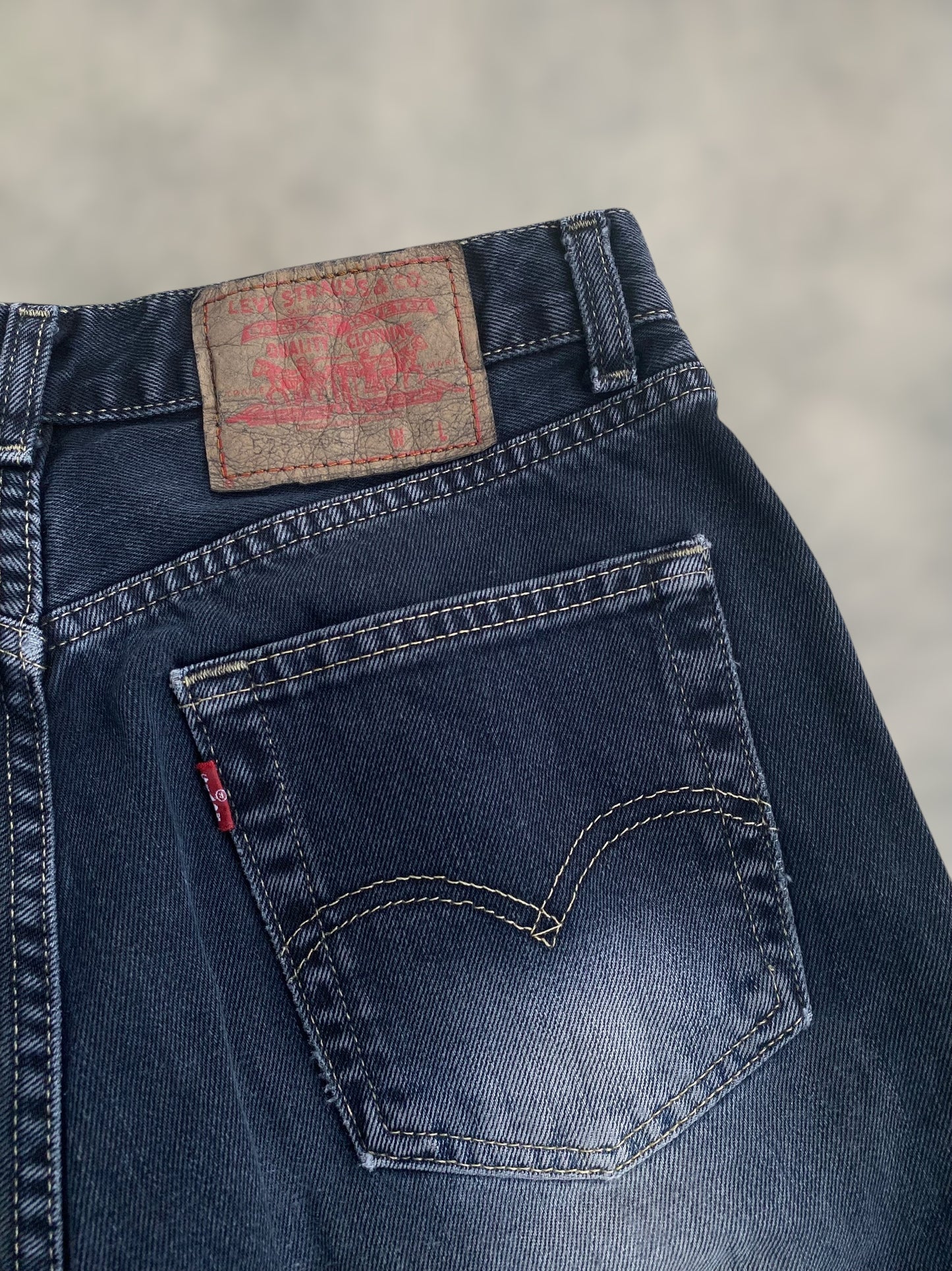 Flare dusty blue vintage Levi’s (M)