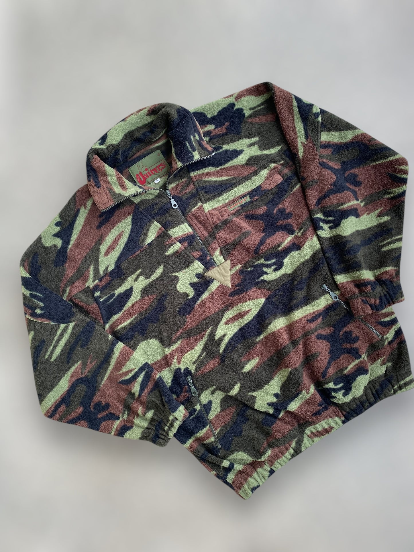 Military camo vintage fleece “Univers”