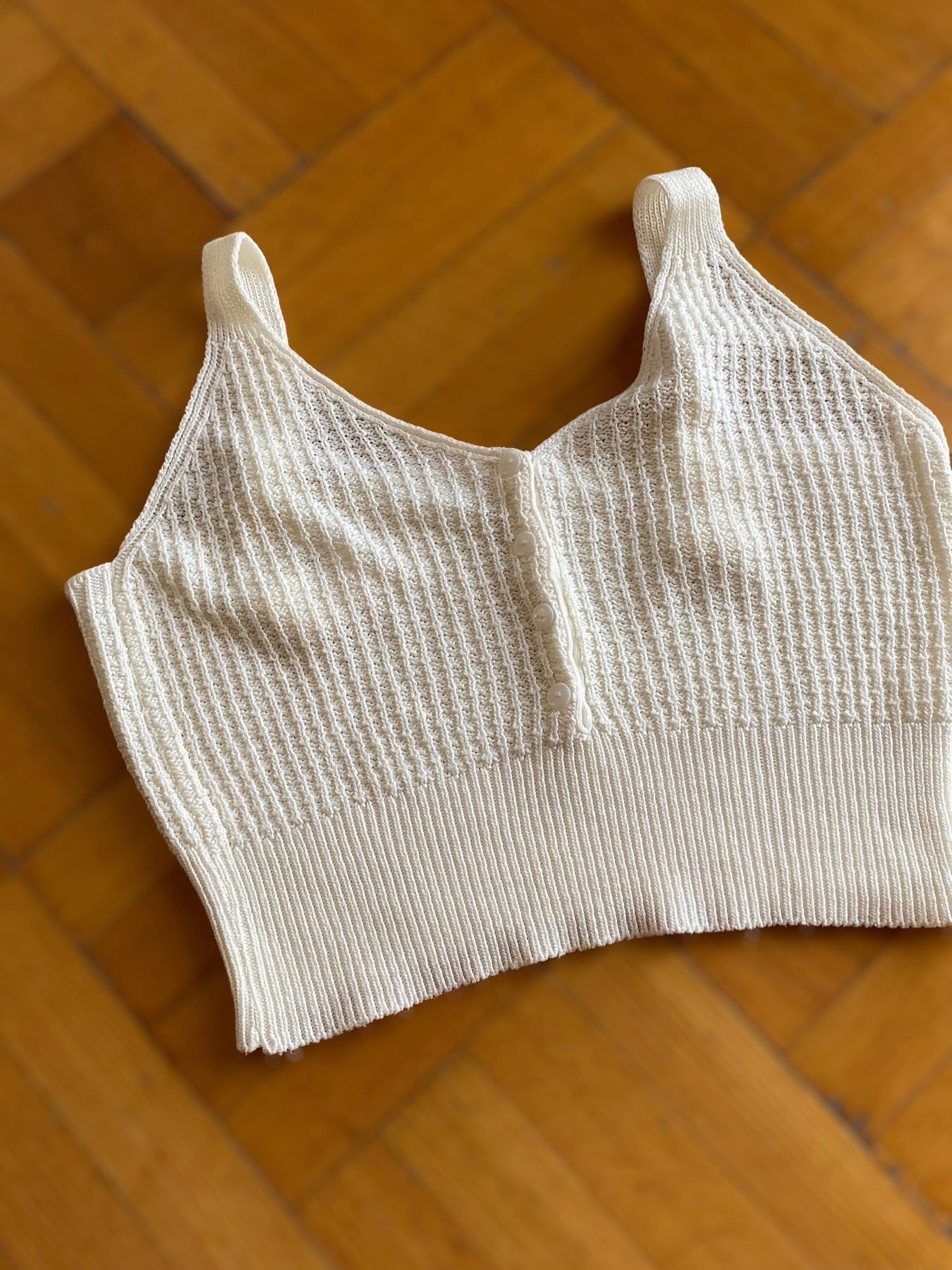 Vintage creamy cotton crop top