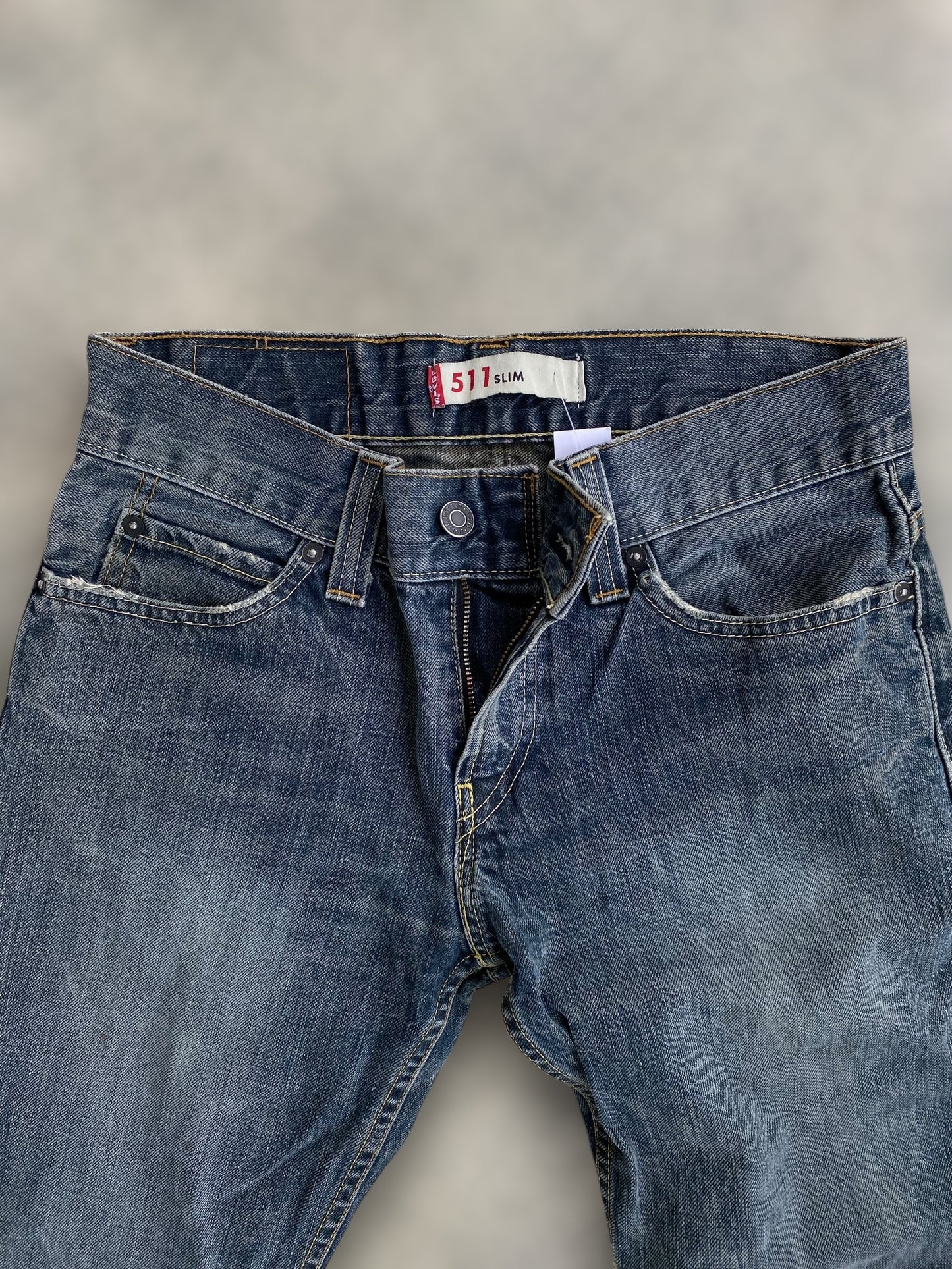 Levi’s 511 dusty jeans (M)