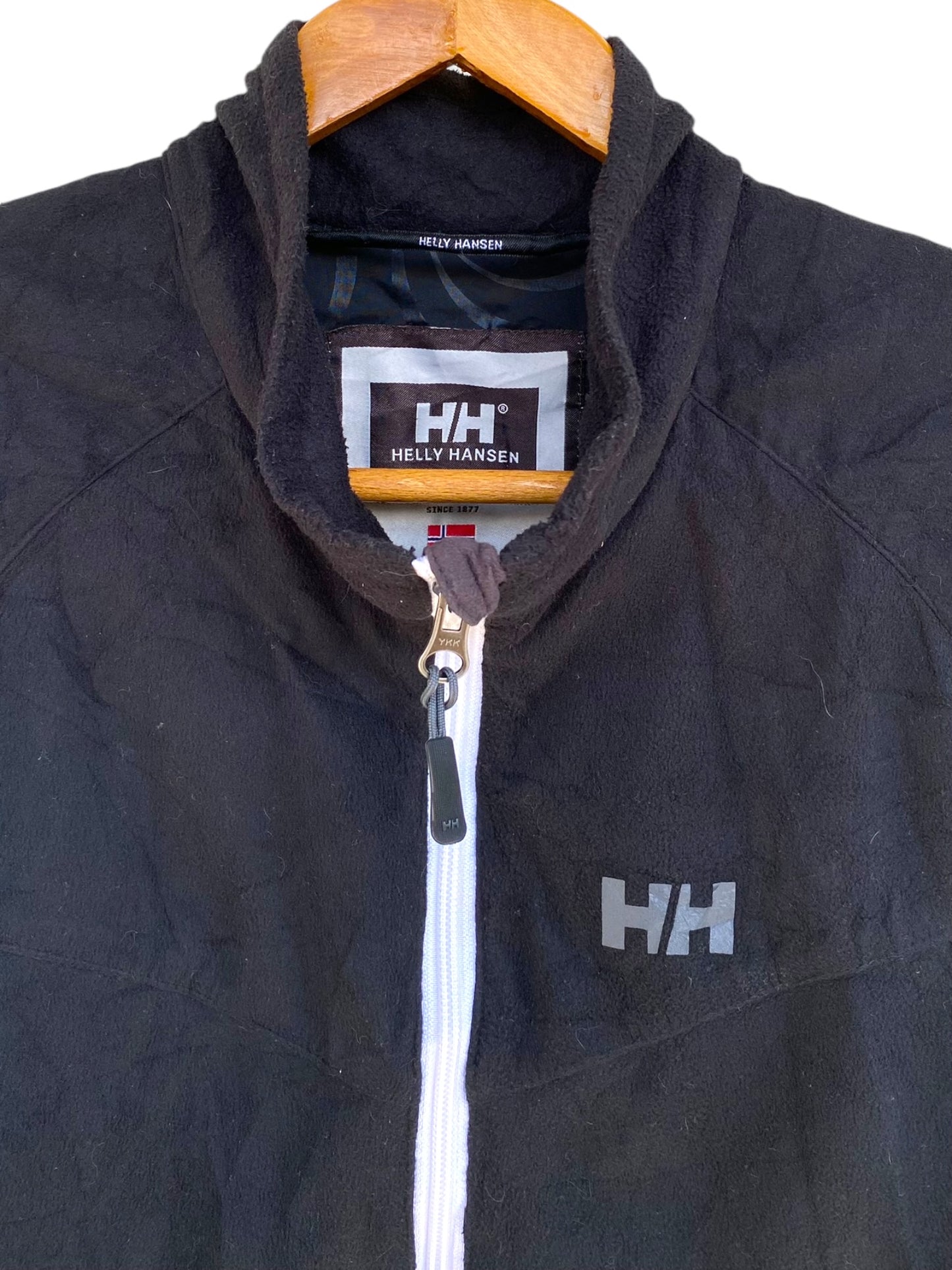 HELLY HANSEN black fleece