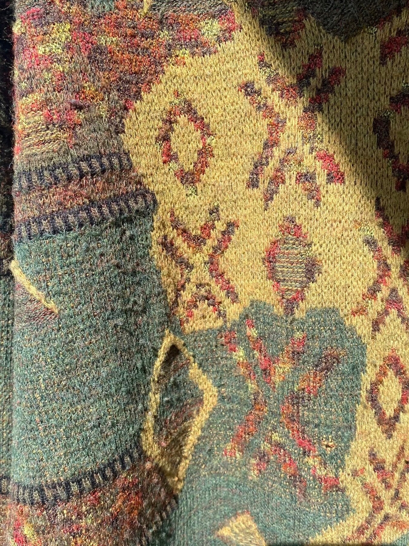 Earthy coogi style vintage sweater