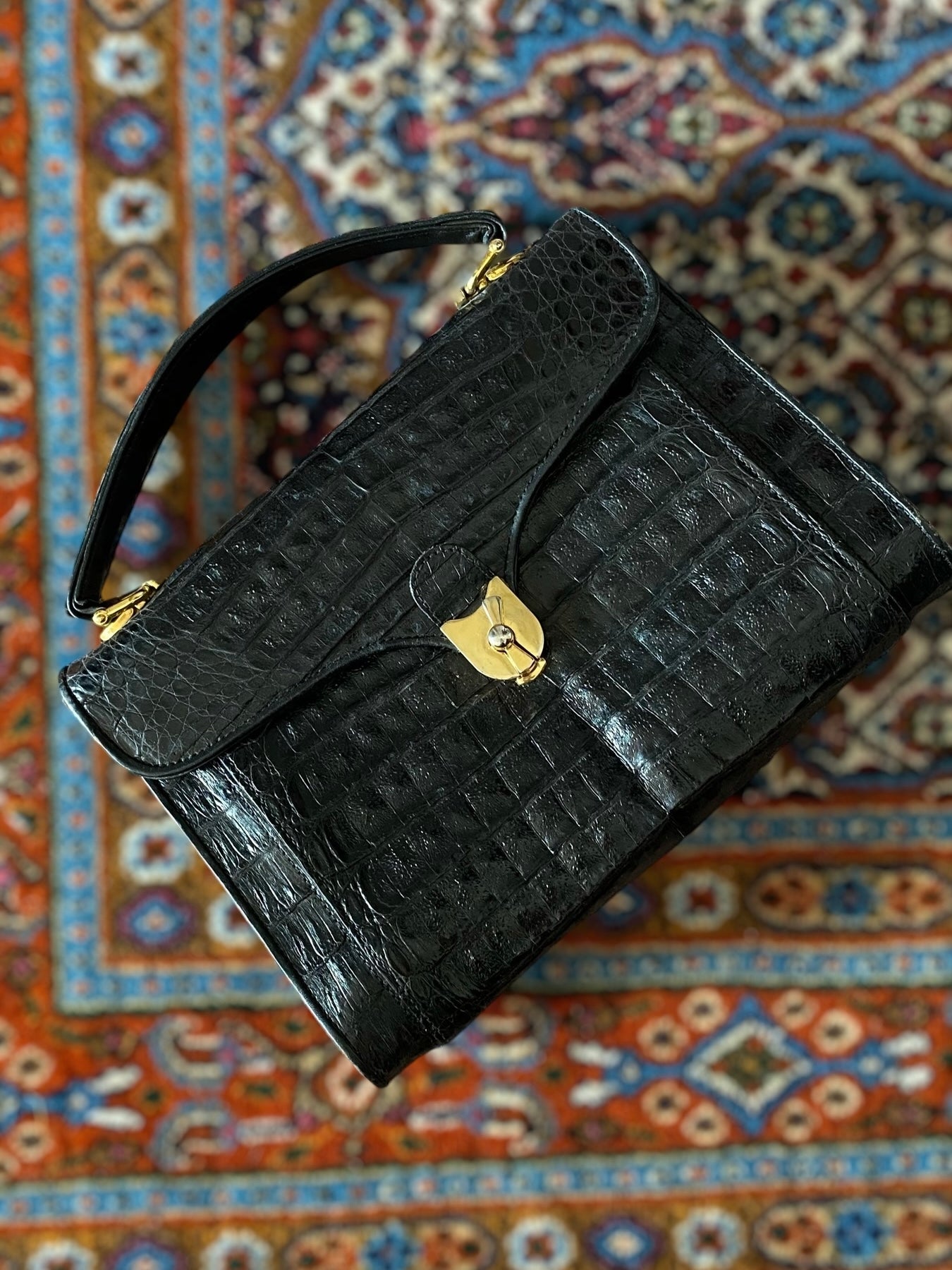 Black croco leather vintage bag