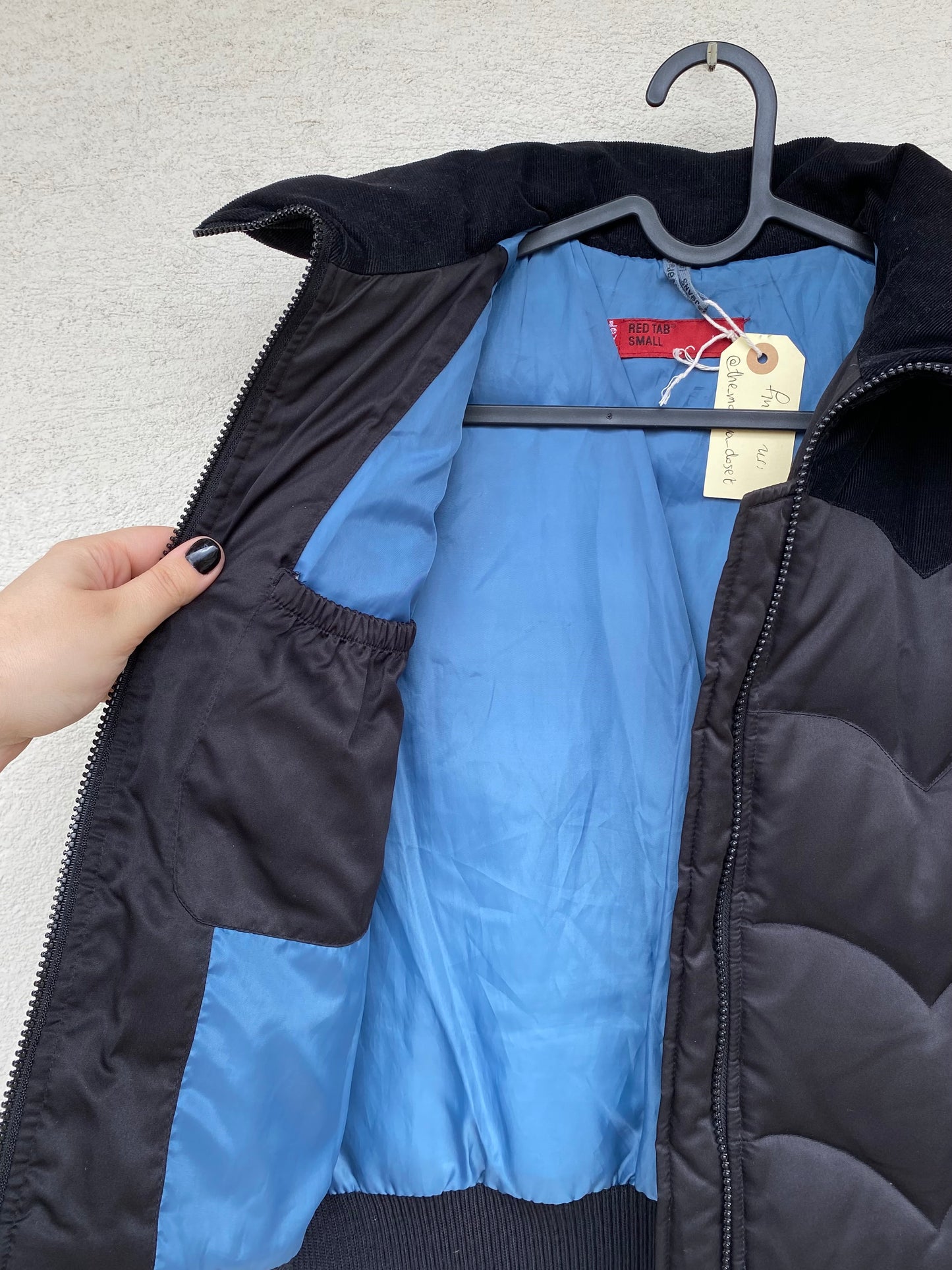 Levi’s black puffer jacket