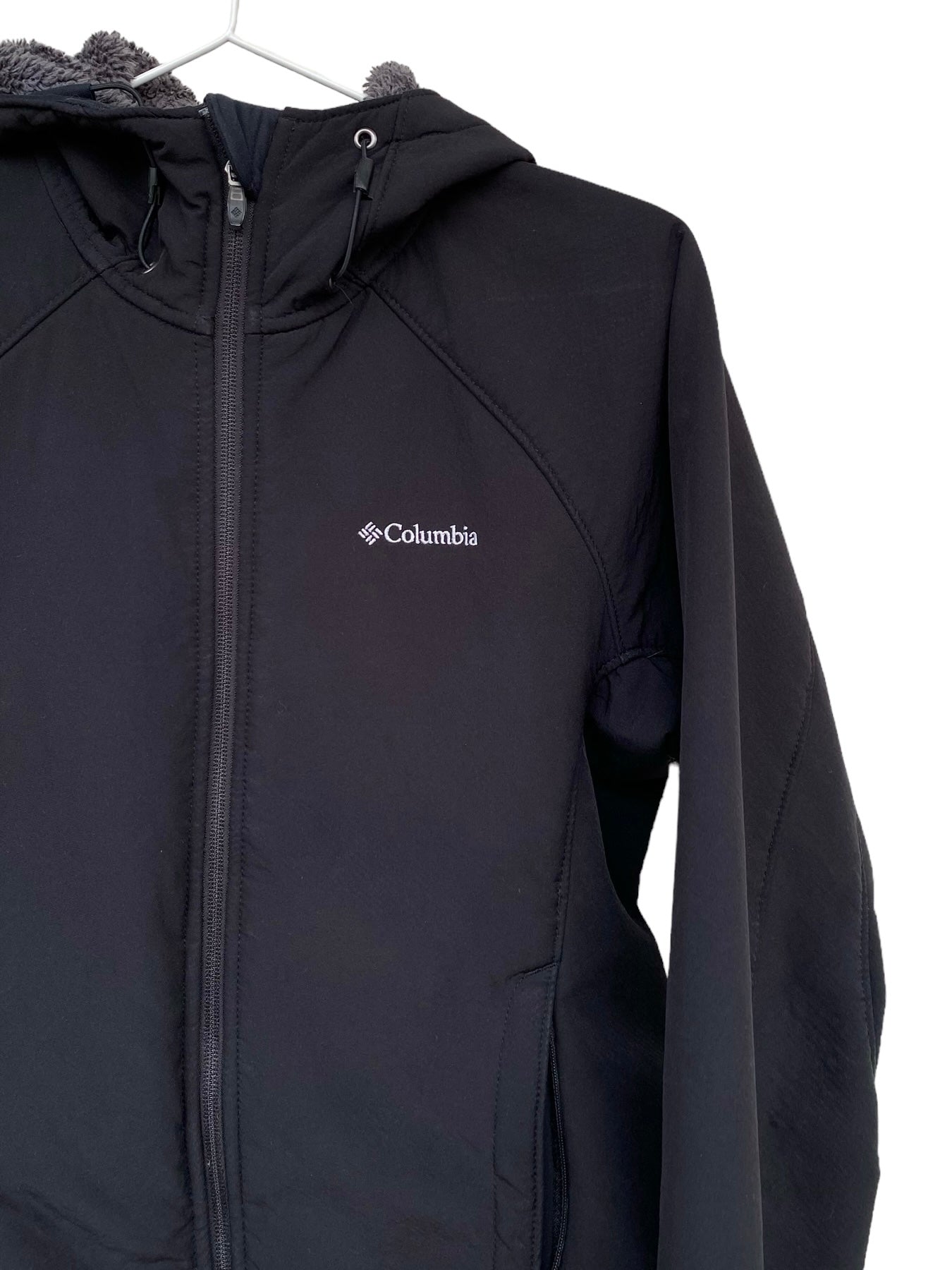 Columbia woman’s black jacket