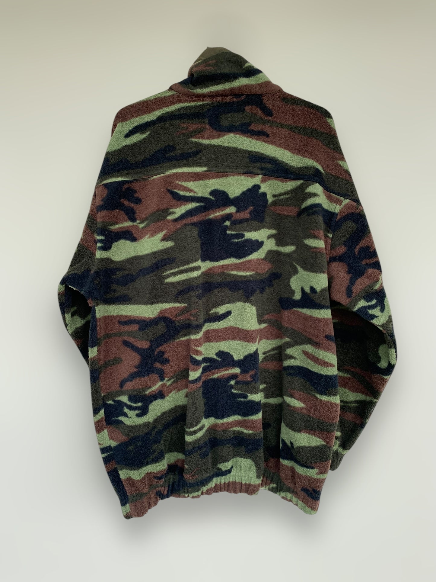 Military camo vintage fleece “Univers”