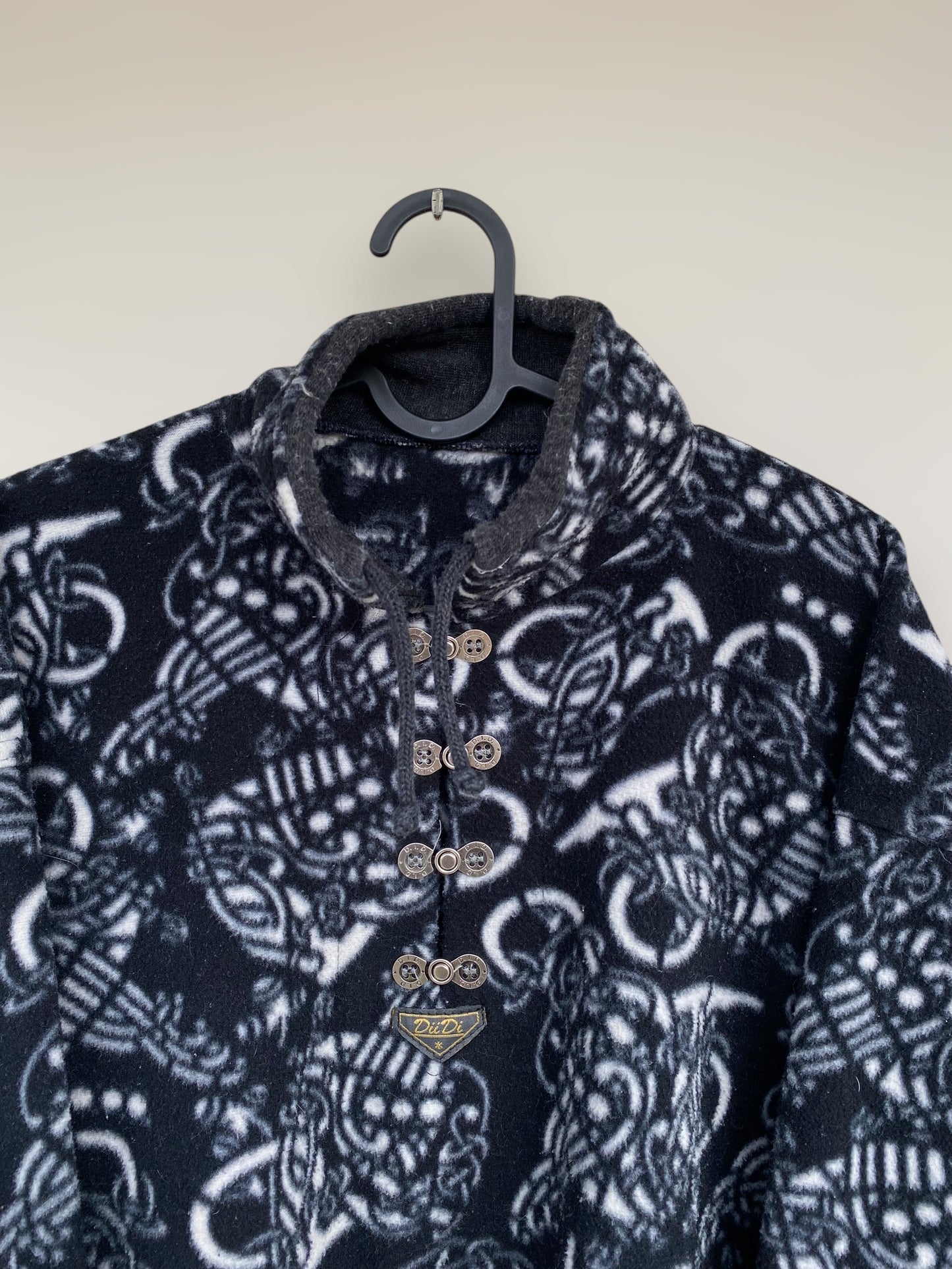 Vintage black patterned fleece with unique buttons