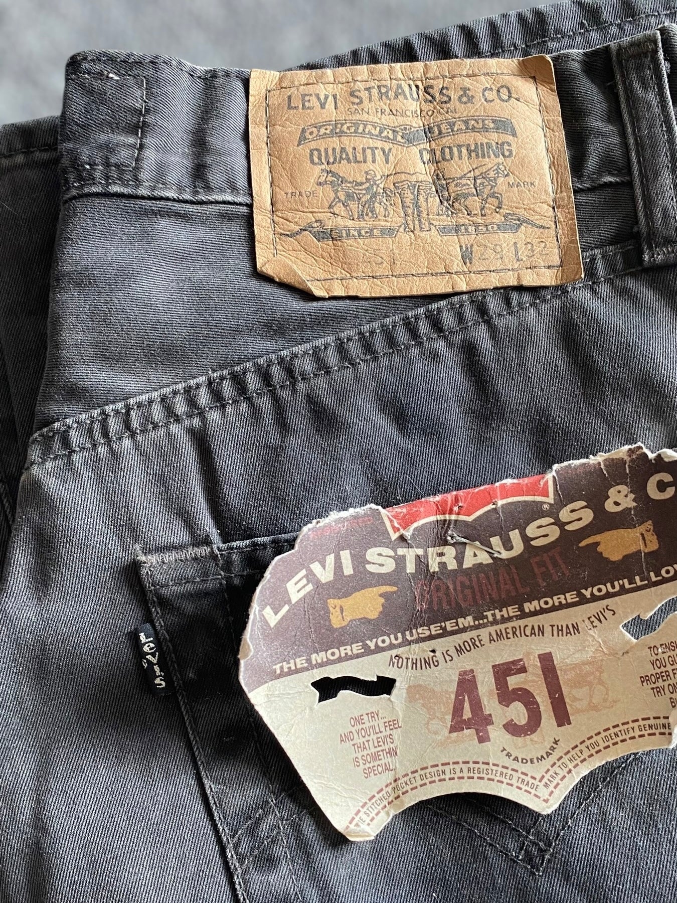 Deadstock Levi’s 451 (M)