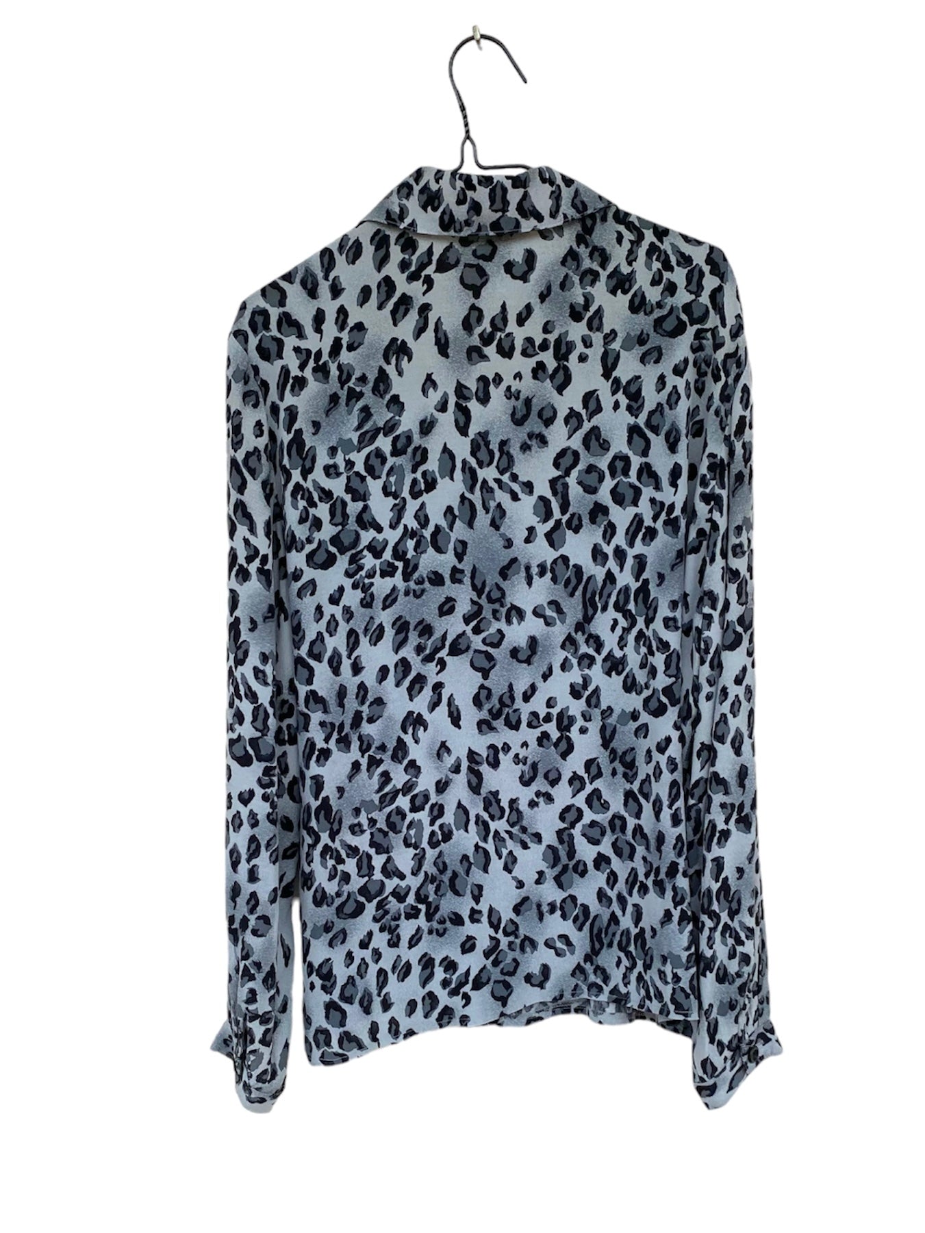 Grey leopard vintage shirt