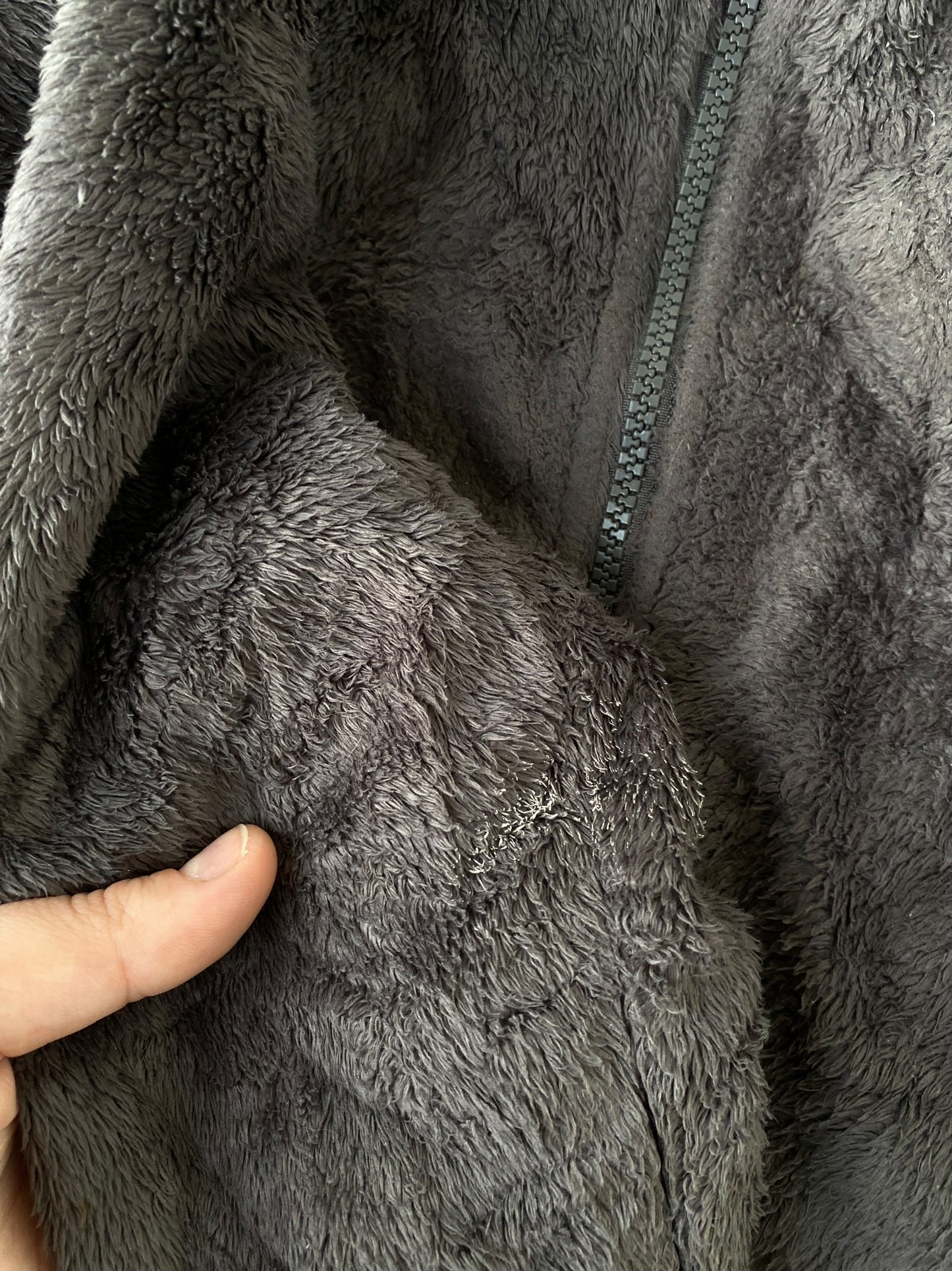 Dark gray The North Face furry fleece