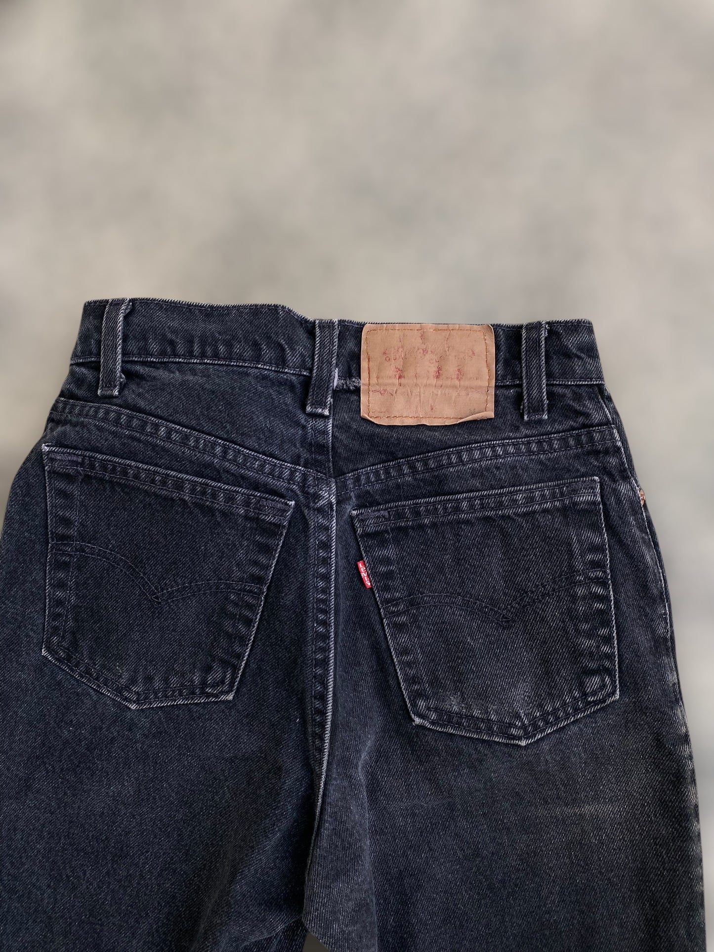 Dusty black Levi’s 512 jeans (S)