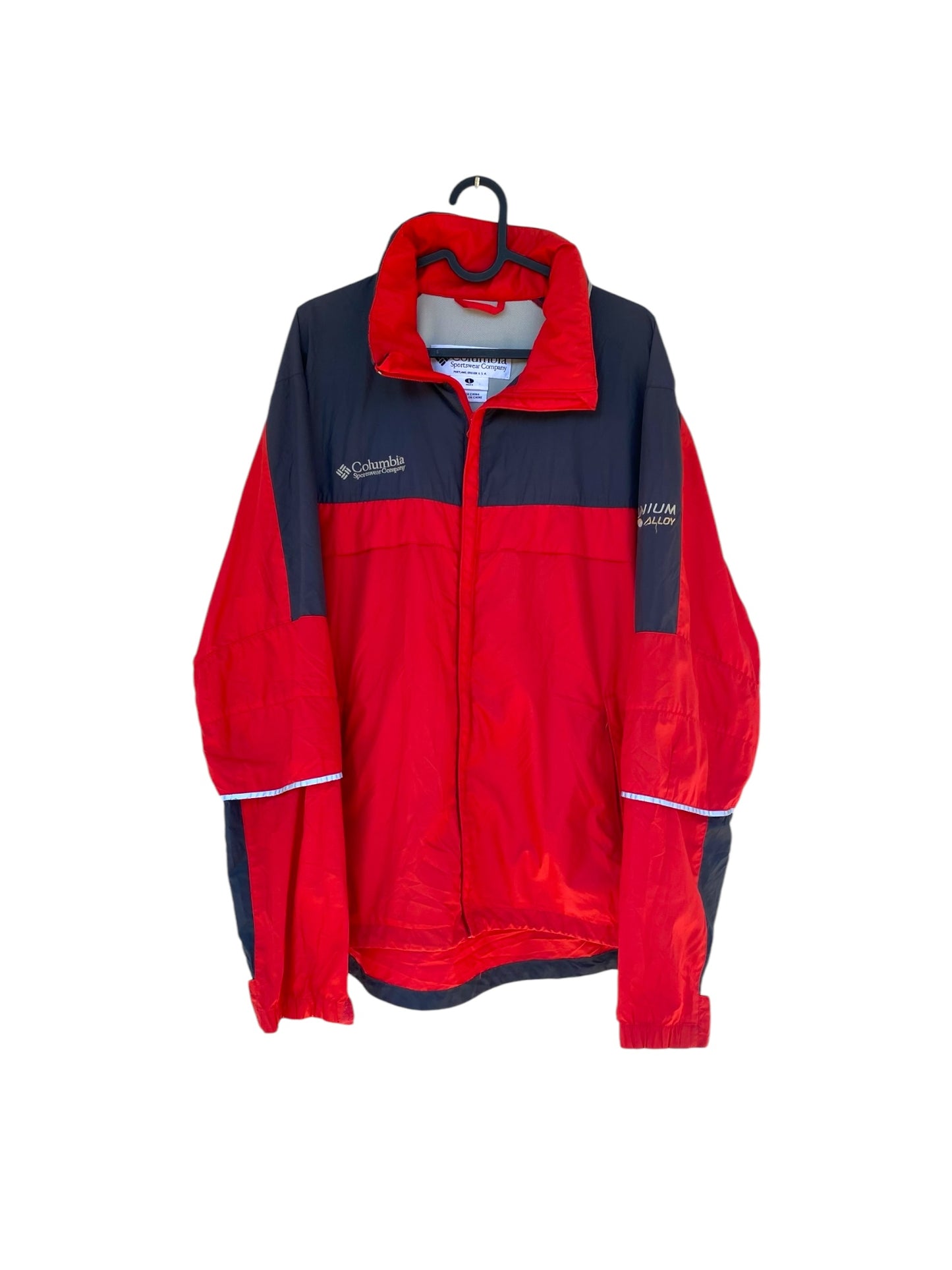 Columbia titanium alloy windbreaker