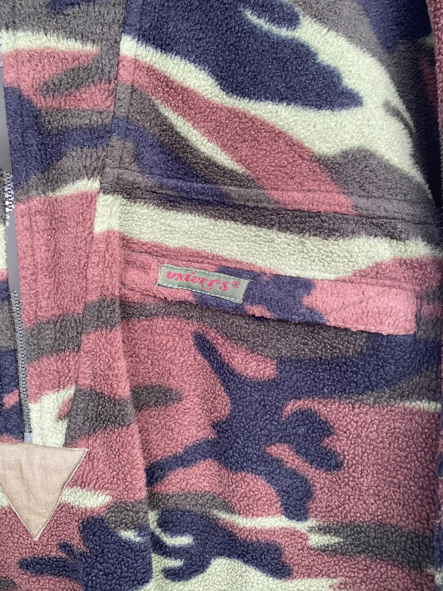 Military camo vintage fleece “Univers”