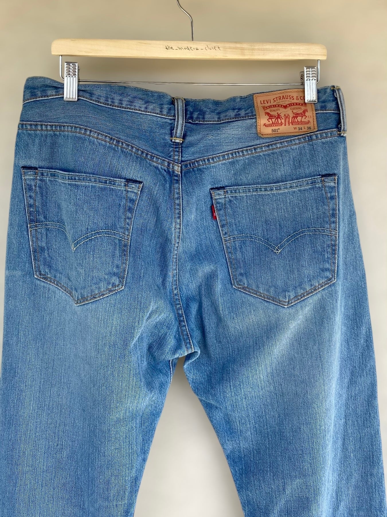 Levi’s 501 light washed vintage jean (XL)