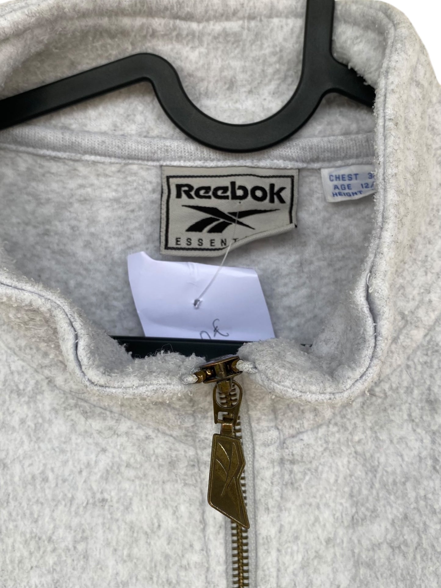 Cloudy Reebok fleece