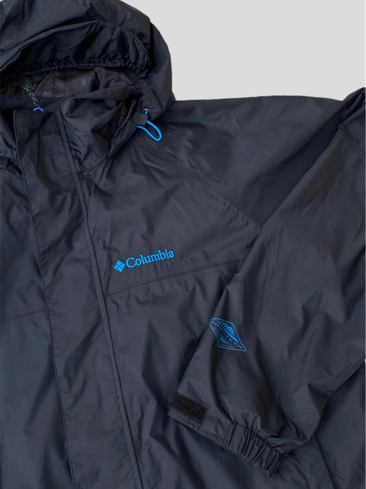 Columbia omnitech windbreaker