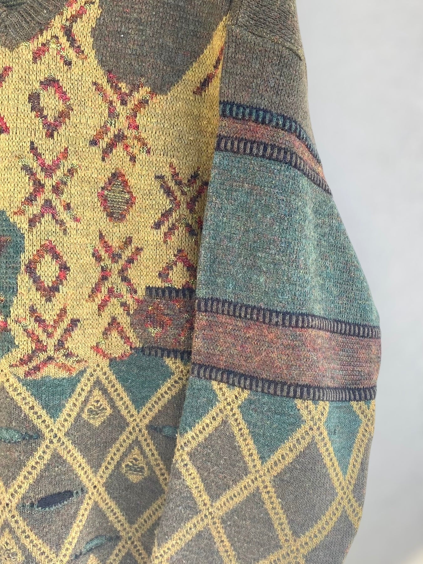 Earthy coogi style vintage sweater