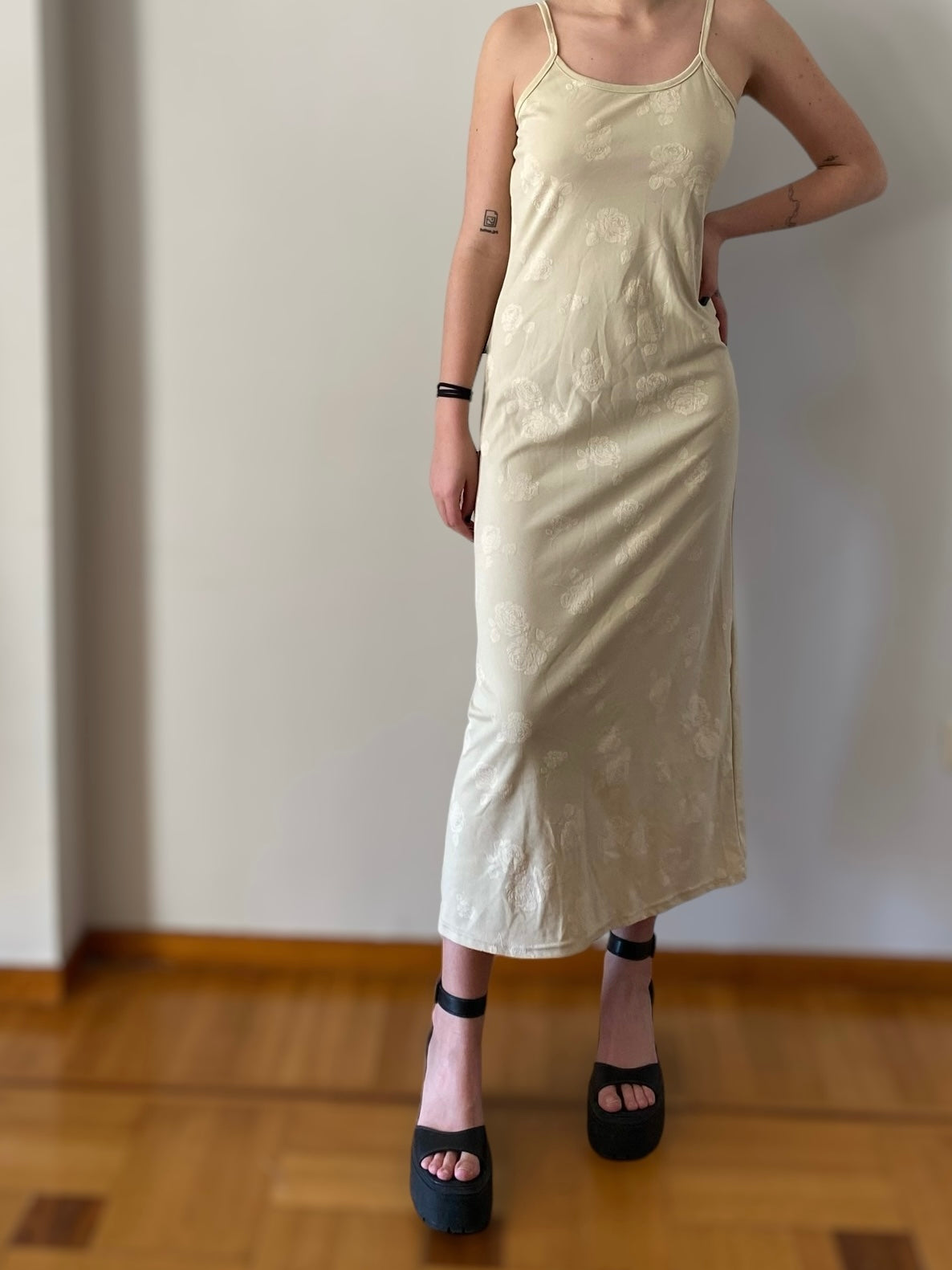 Romantic beige maxi dress