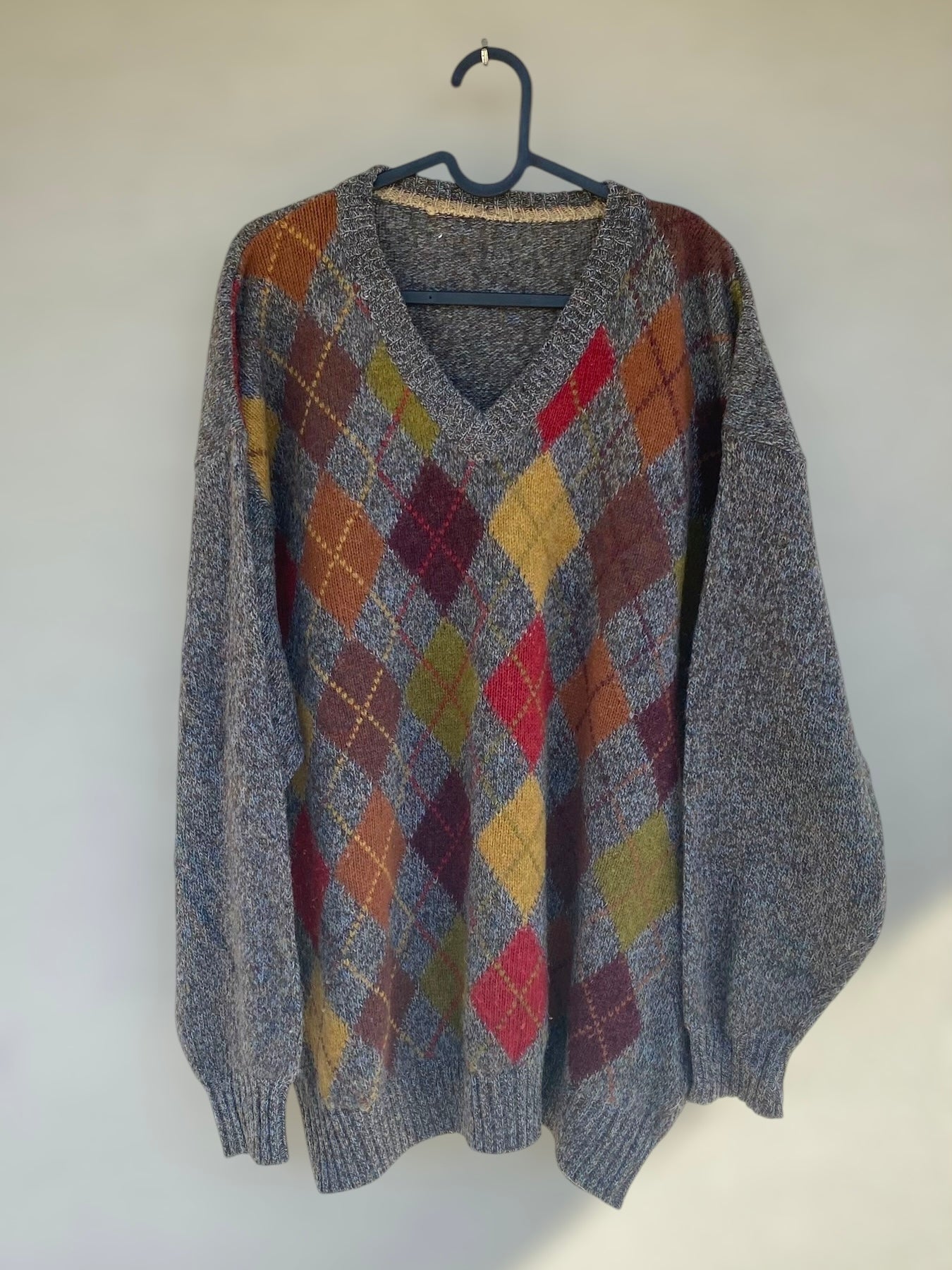 Autumn’s academia vintage sweater